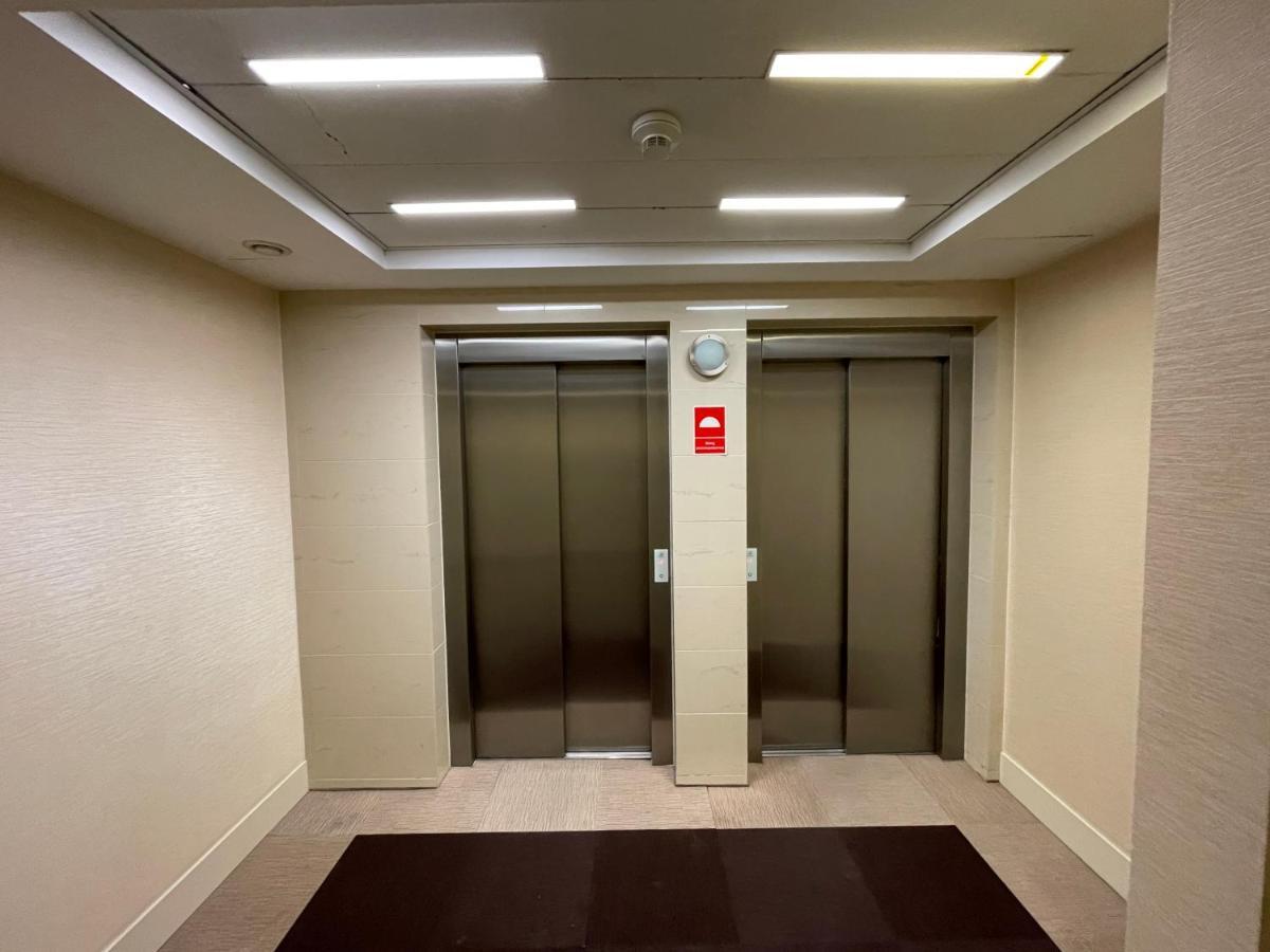 Triton Park Apartaments Варшава Экстерьер фото